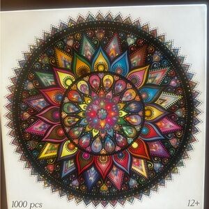 1000 Piece Mandala Round Puzzle